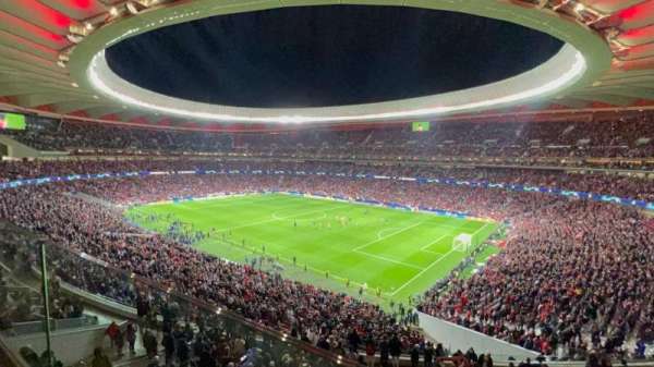 Estadio Metropolitano, Madrid, bloc: 301, rangée: 1A, place: 28