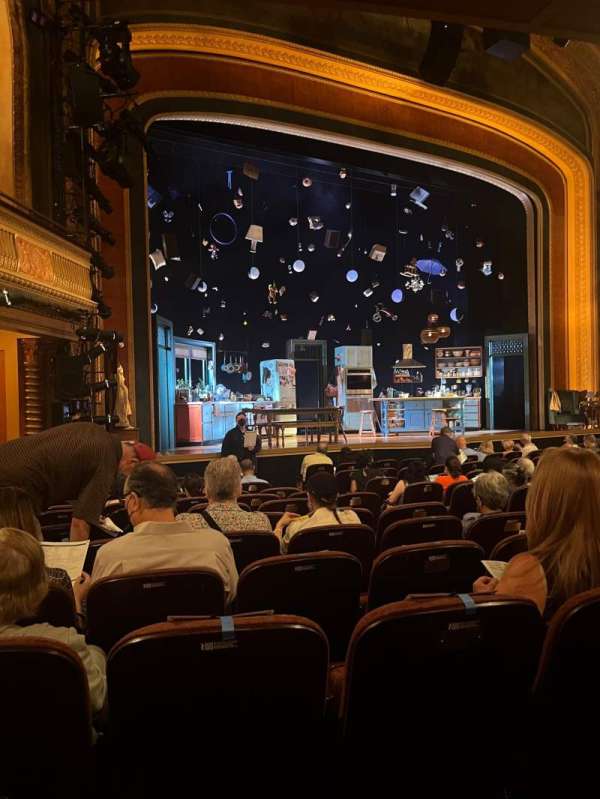 Todd Haimes Theatre, bloc: Orchestra L, rangée: L, place: 11