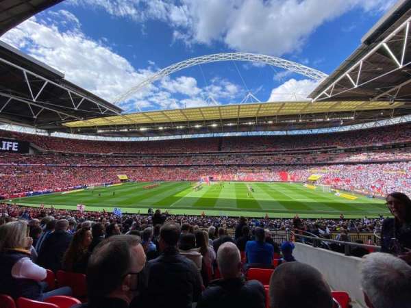 Wembley Stadium, bloc: 121, rangée: 39, place: 285