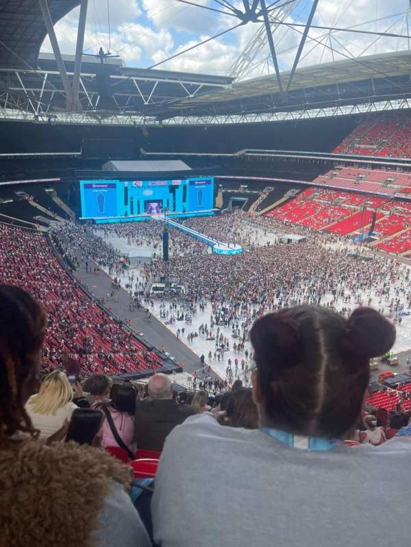 Wembley Stadium, bloc: 519, rangée: 24, place: 149