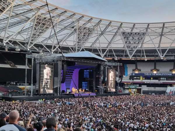 London Stadium, bloc: 137, rangée: 29, place: 230