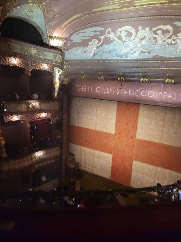 Apollo Theatre, bloc: Grand Circle, rangée: B, place: 5