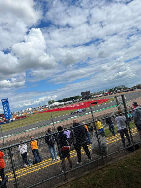 Silverstone Circuit, bloc: Luffield