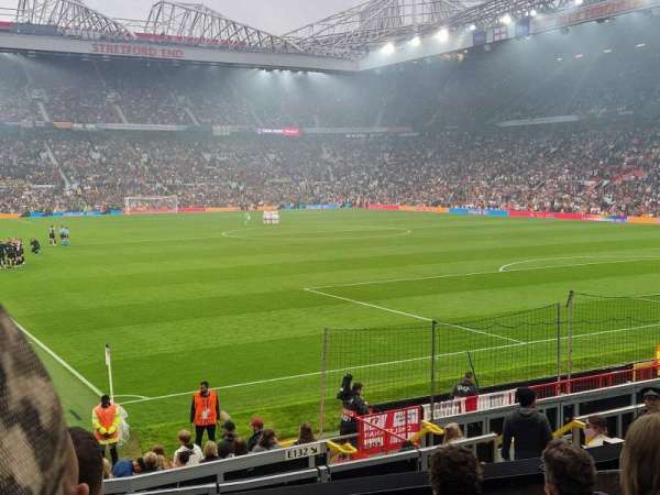 Old Trafford, bloc: E232, rangée: 6, place: 11