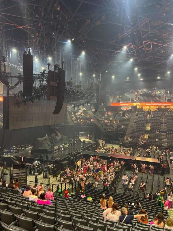 Accor Arena, bloc: Gradin O, rangée: 4, place: 7