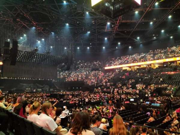 Accor Arena, bloc: Gradin P, rangée: 22, place: 25