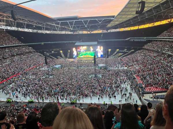 Wembley Stadium, bloc: 512, rangée: 12, place: 340