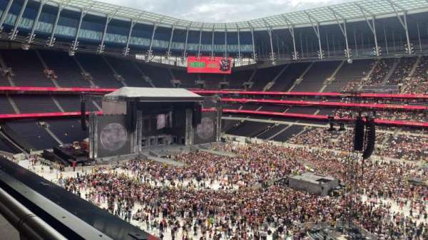 Tottenham Hotspur Stadium, bloc: 501, rangée: 1, place: 66