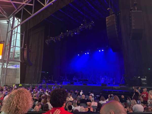 RBC Amphitheatre, bloc: 201, rangée: B, place: 16