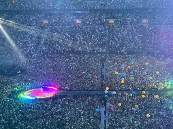 Wembley Stadium, bloc: 551, rangée: 18, place: 352