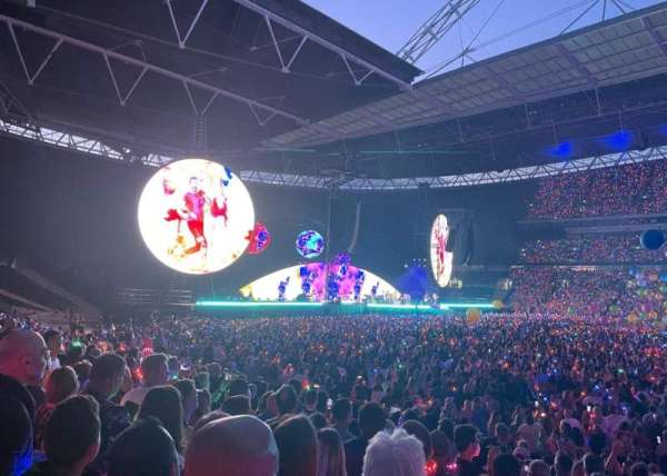 Wembley Stadium, bloc: 122, rangée: 14, place: 318
