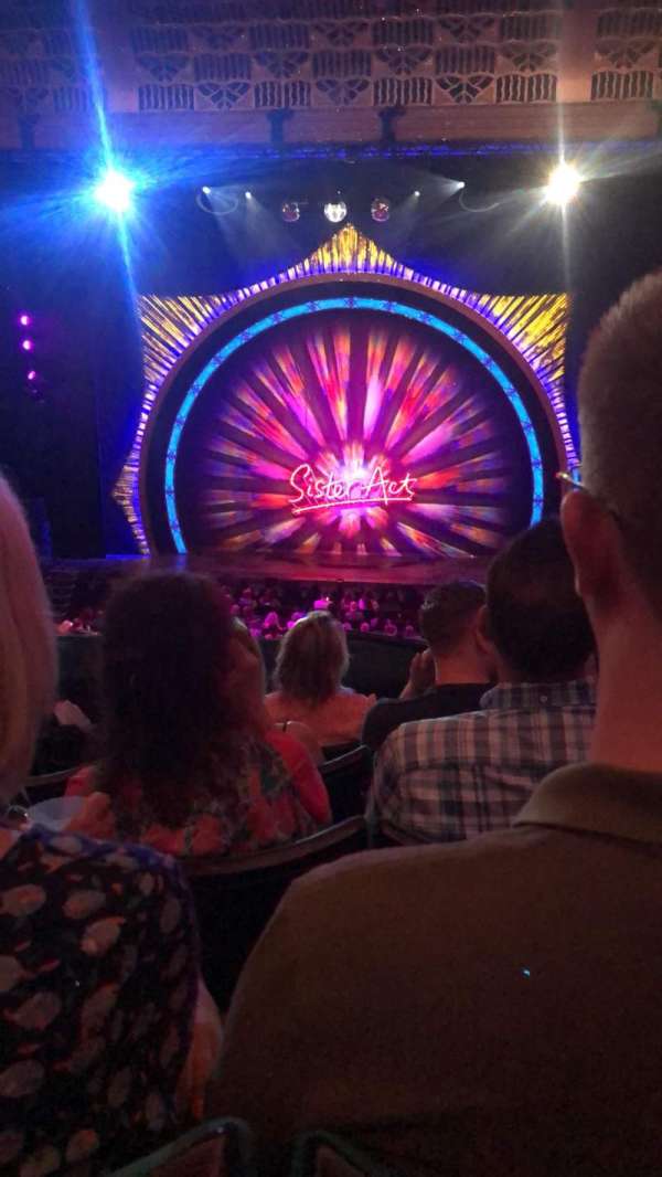 Eventim Apollo, bloc: Circle Block 9, rangée: E, place: 43