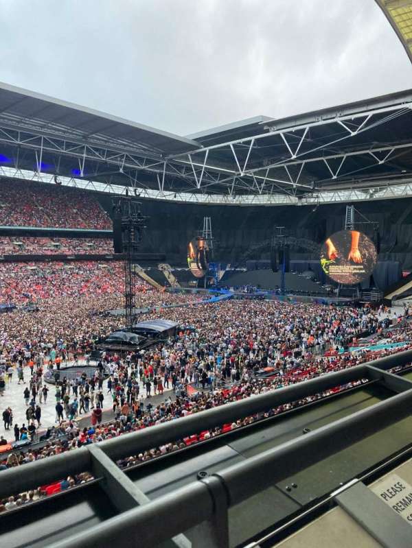 Wembley Stadium, bloc: 205, rangée: 1, place: 85