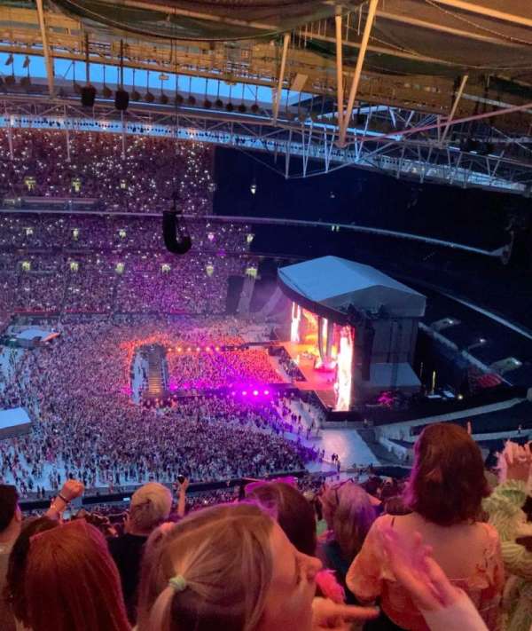 Wembley stadium, bloc: 551, rangée: 38, place: 335