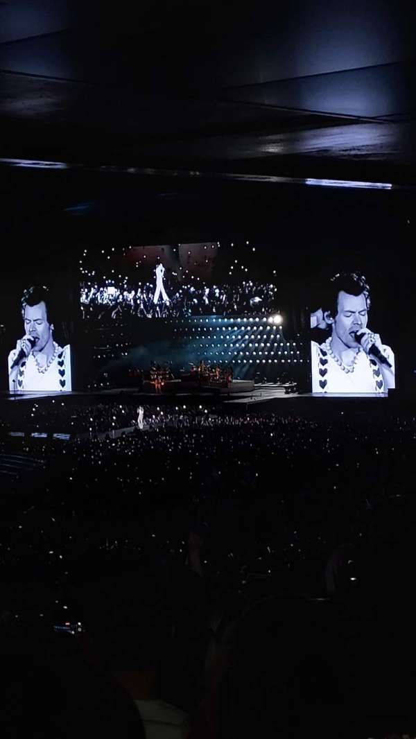Wembley Stadium, bloc: 105, rangée: 44, place: 70