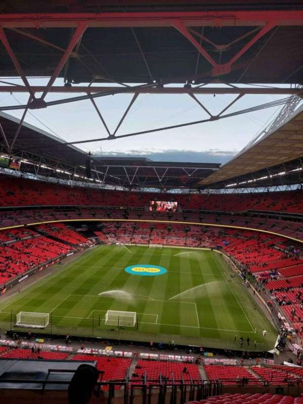 Wembley Stadium, bloc: 513, rangée: 18, place: 364