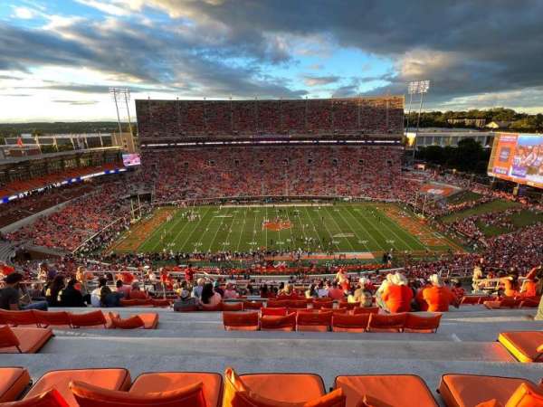 Memorial Stadium, Clemson, bloc: TDF, rangée: M, place: 29