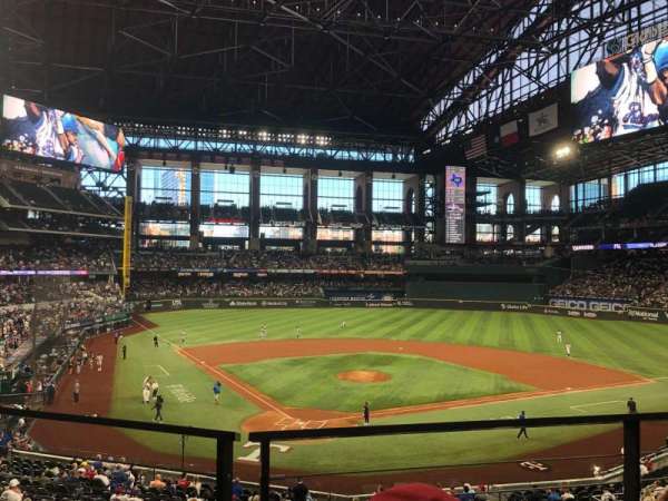 Globe Life Field, bloc: 116, rangée: 2, place: 1