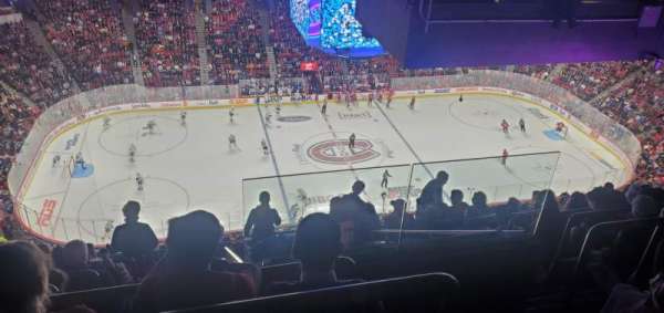 Centre Bell, bloc: 321, rangée: L, place: 2