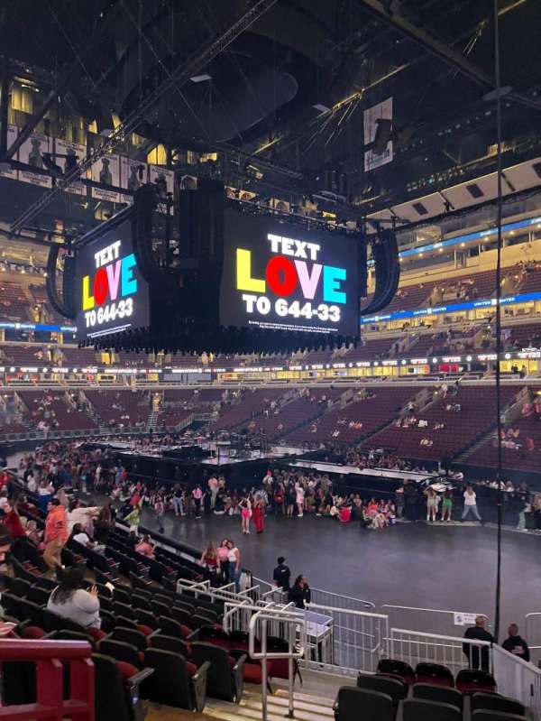 United Center, bloc: 119, rangée: 17, place: 21