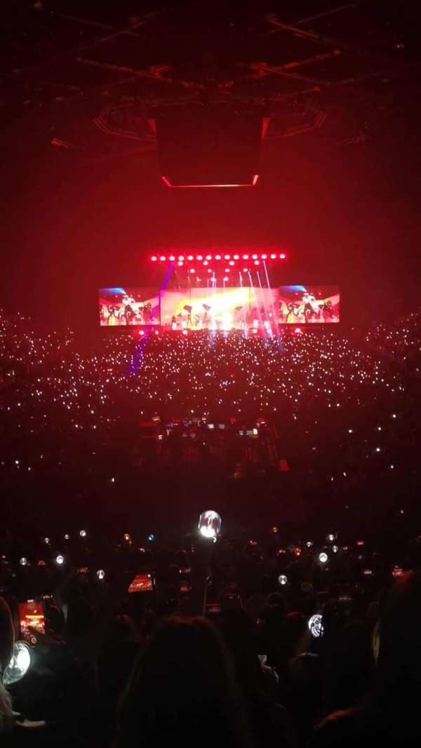 Accor Arena, bloc: Gradin A, rangée: 4, place: 23?