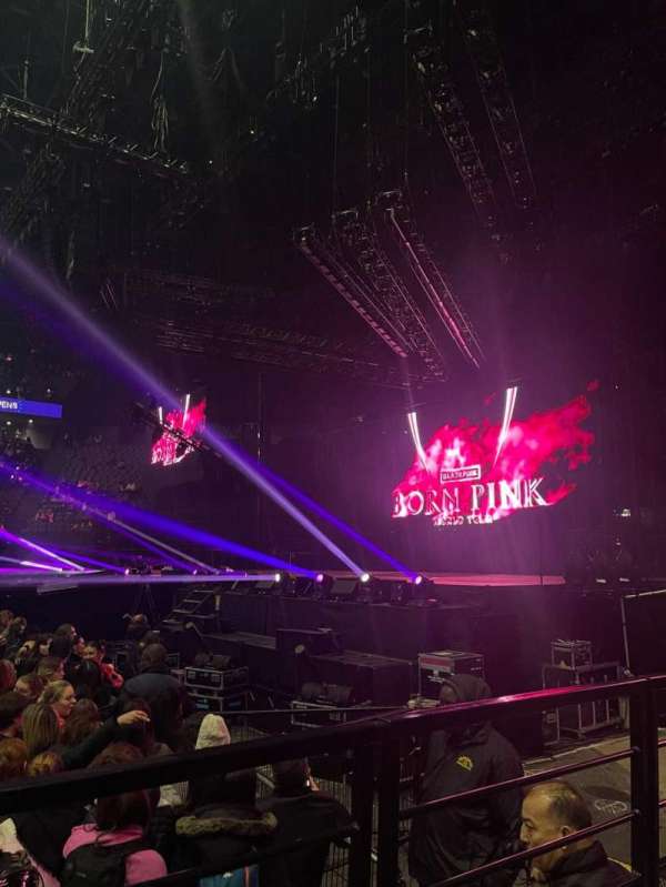 Accor Arena, bloc: Gradin G, rangée: 27, place: 3
