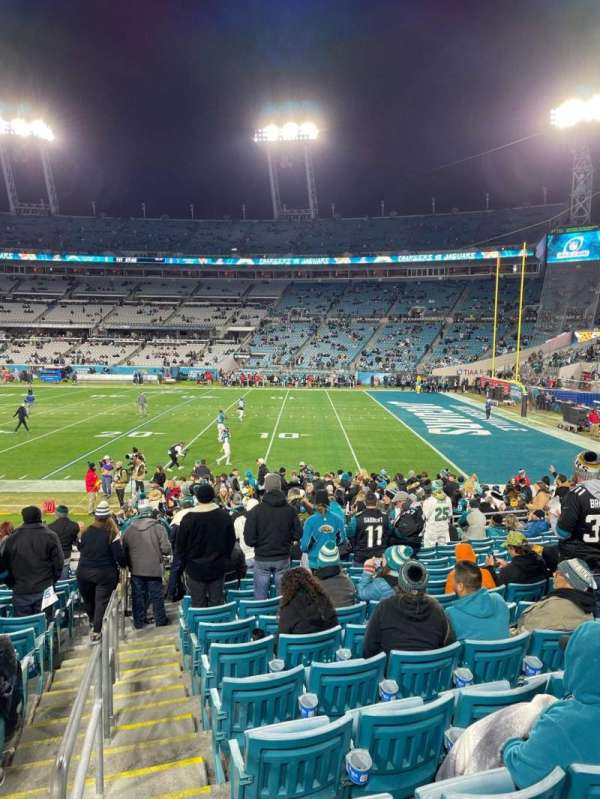 EverBank Stadium, bloc: 105, rangée: N, place: 1
