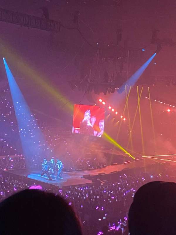 TD Coliseum, bloc: Old 111, rangée: 23, place: 10