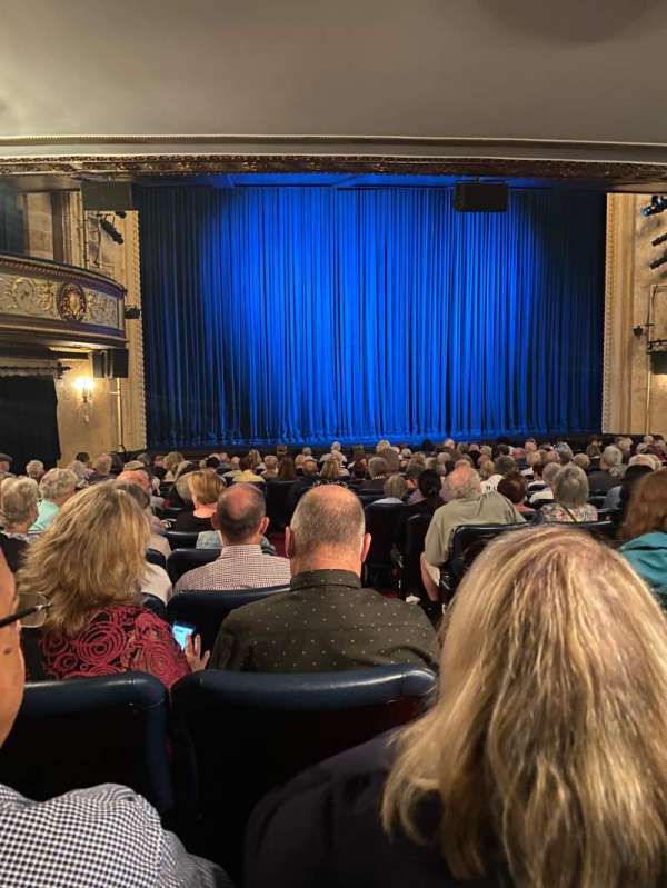 Comedy Theatre, bloc: Stalls, rangée: P, place: 14