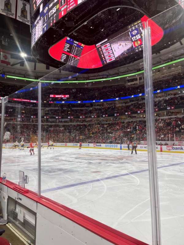 United Center, bloc: 121, rangée: 2, place: 15