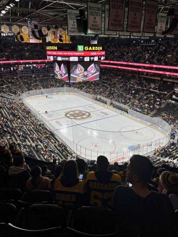 TD Garden, bloc: 311, rangée: 11, place: 13