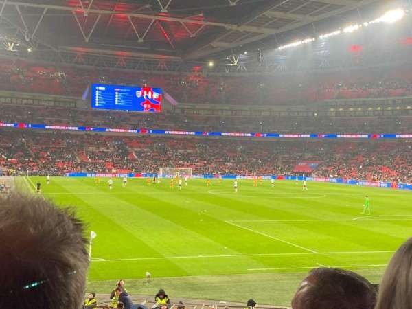 Wembley Stadium, bloc: 115, rangée: 24, place: 89