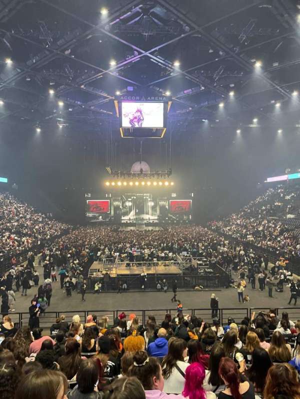 Accor Arena, bloc: Gradin U, rangée: 10, place: 30