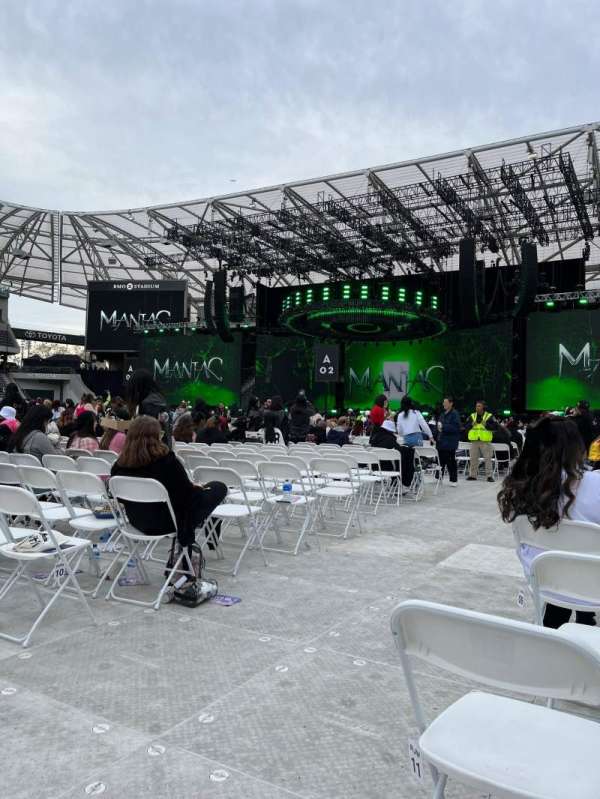 BMO Stadium, bloc: Floor B1, rangée: 13, place: 2