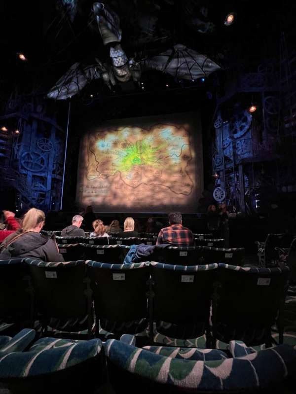 Apollo Victoria Theatre, bloc: Stalls, rangée: F, place: 18