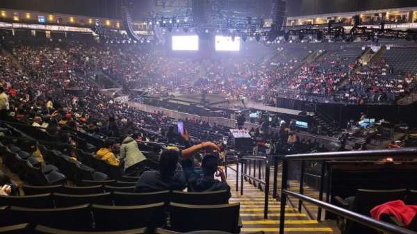 Oakland Arena, bloc: 125, rangée: 21, place: 1