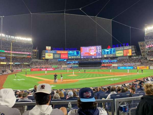 Yankee Stadium, bloc: 119, rangée: 4, place: 13