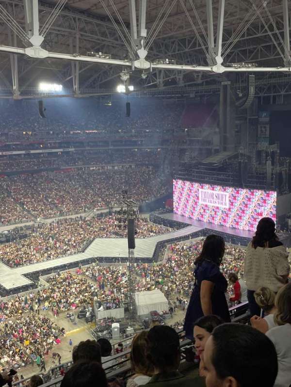 State Farm Stadium, bloc: 416, rangée: 4, place: 15-16
