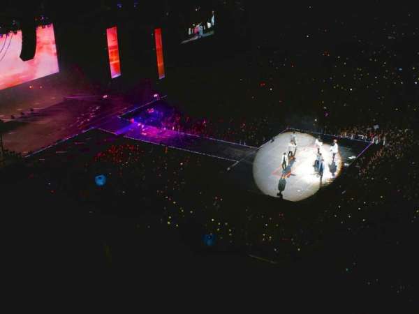 Prudential Center, bloc: 130, rangée: 6, place: 5