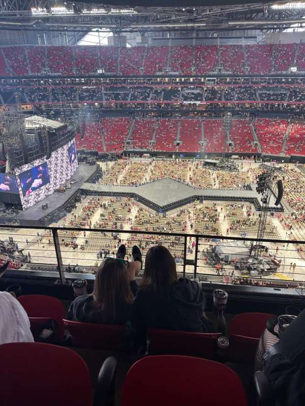 Mercedes-Benz Stadium, bloc: 340, rangée: 3, place: 3