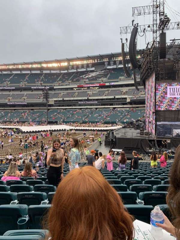 Lincoln Financial Field, bloc: 124, rangée: 22, place: 18