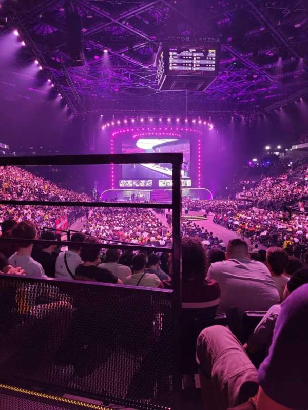 Accor Arena, bloc: Gradin U, rangée: 16, place: 16