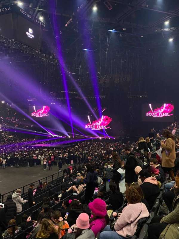 Accor Arena, bloc: Gradin C, rangée: 12, place: 18