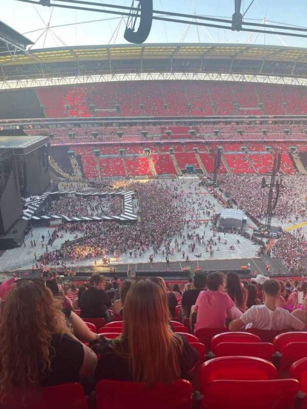 Wembley Stadium, bloc: 529, rangée: 22, place: 66