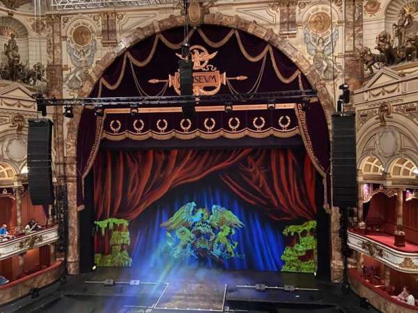 London Coliseum, bloc: Upper Circle, rangée: A, place: 18