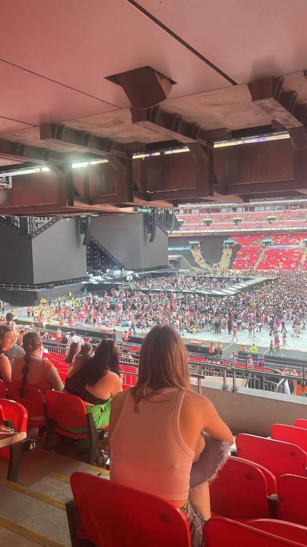 Wembley Stadium, bloc: 133, rangée: 44, place: 11
