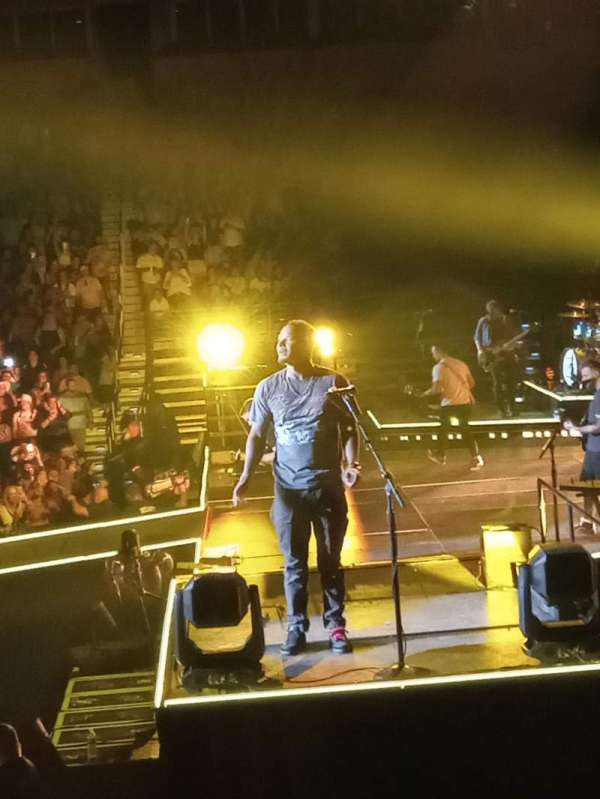 Simmons Bank Arena, bloc: 105, rangée: 12, place: 12