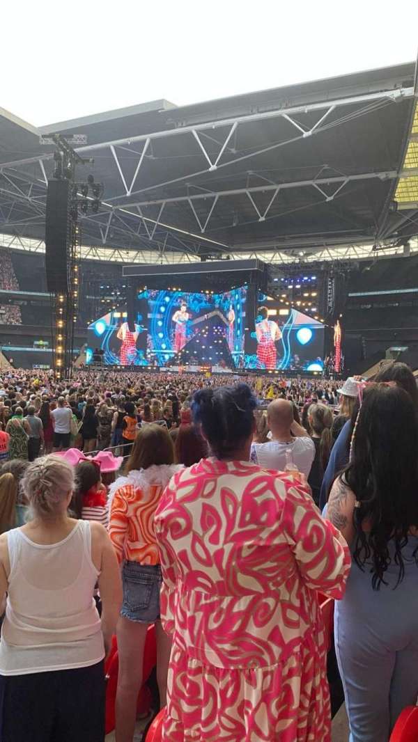 Wembley Stadium, bloc: 103, rangée: 7, place: 25