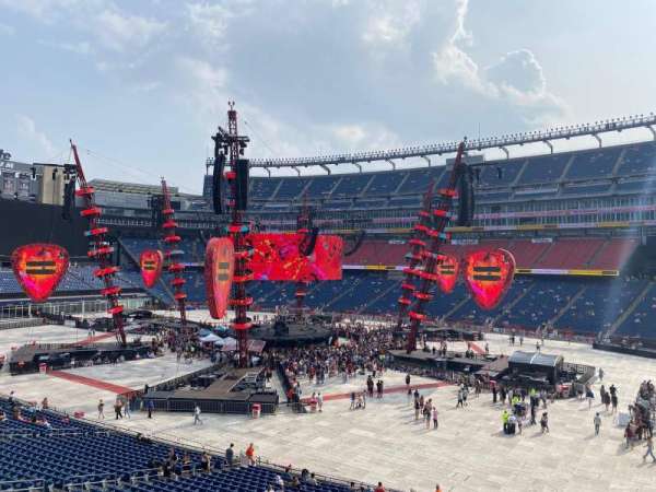 Gillette Stadium, bloc: 205, rangée: 1, place: 22