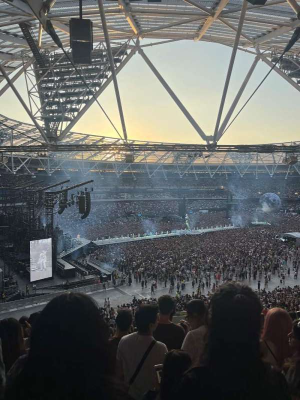 London Stadium, bloc: 230, rangée: 52, place: 631